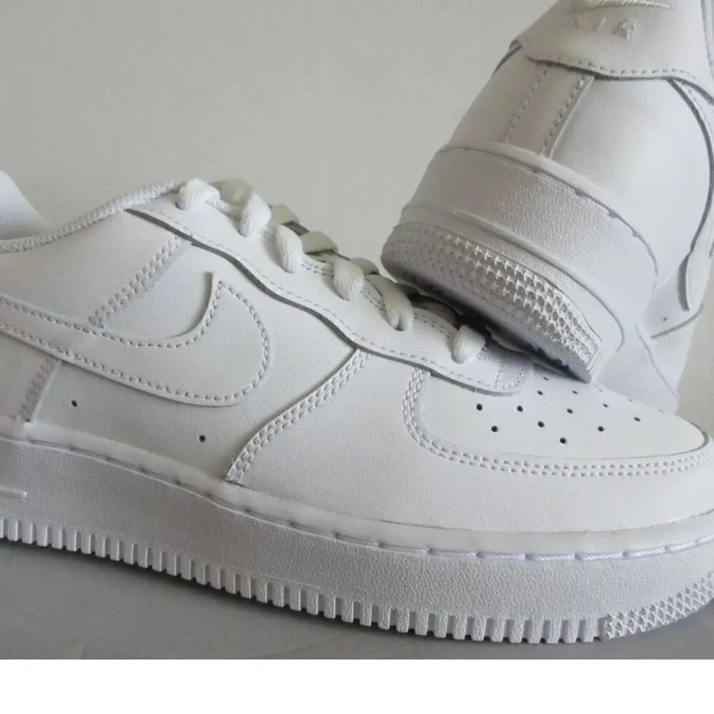 Nike Air Force 1 '07 unisex Brand New Men’s 6 Women’s size 8